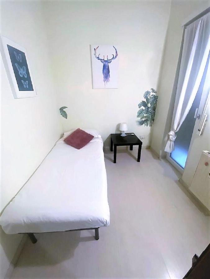 Cozy Flat In Trastevere Rome Bagian luar foto